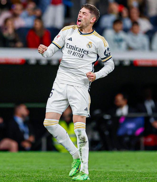 队友避免陷 队友避免陷